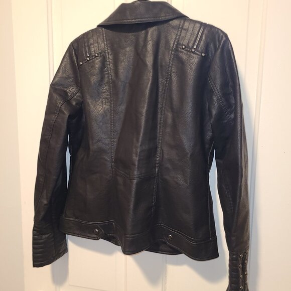 Steve Madden Women's Studded Faux Leather Biker Jacket Black Large Zipper Accent - Picture 7 of 9